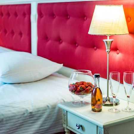Hotel Sobienie Krolewskie Sobienie Szlacheckie Экстерьер фото
