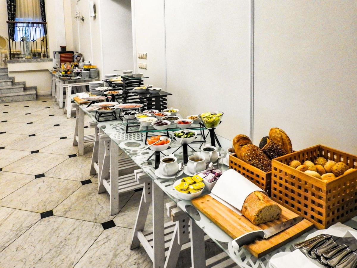 Hotel Sobienie Krolewskie Sobienie Szlacheckie Экстерьер фото