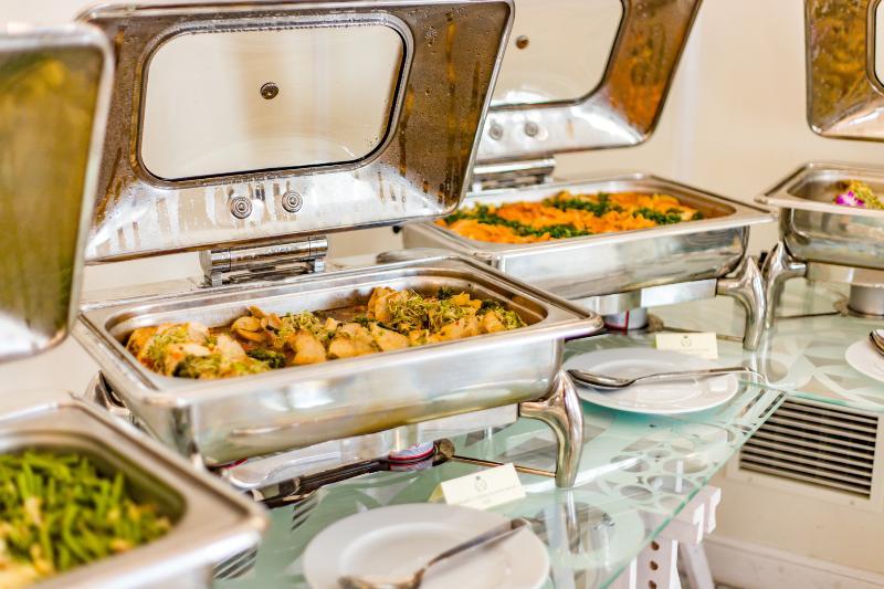 Hotel Sobienie Krolewskie Sobienie Szlacheckie Экстерьер фото